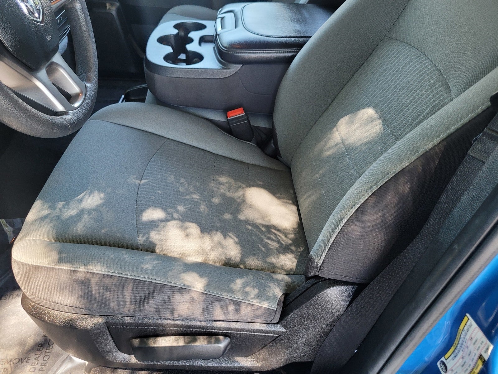 2022 RAM 1500 Classic SLT 4x2 Crew Cab 5'7" Box