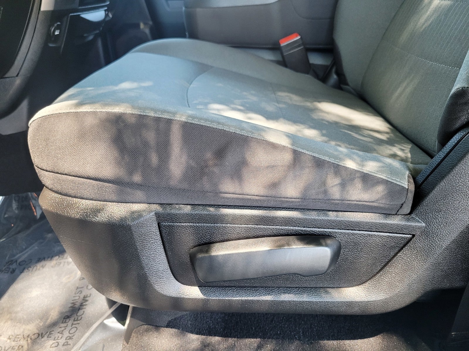 2022 RAM 1500 Classic SLT 4x2 Crew Cab 5'7" Box