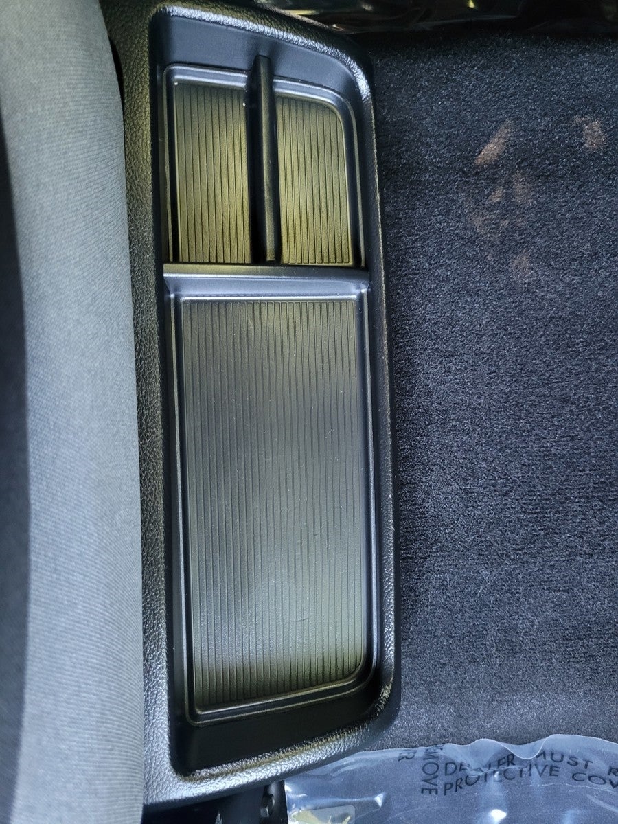 2022 RAM 1500 Classic SLT 4x2 Crew Cab 5'7" Box