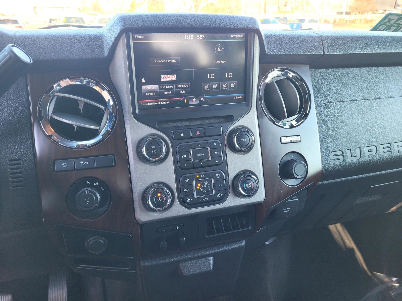 2013 Ford Super Duty F-250 SRW 4WD Crew Cab 6-3/4 Ft Box Lariat