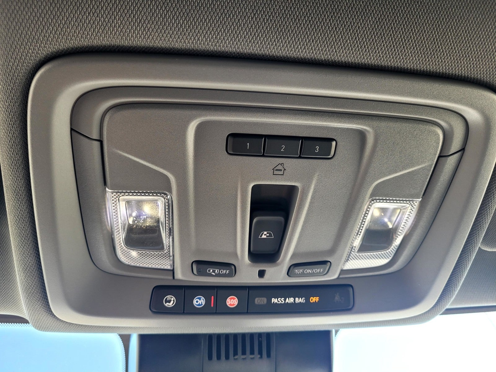 2025 Chevrolet Silverado 1500 Crew Cab Short Box 4-Wheel Drive LT 1LT