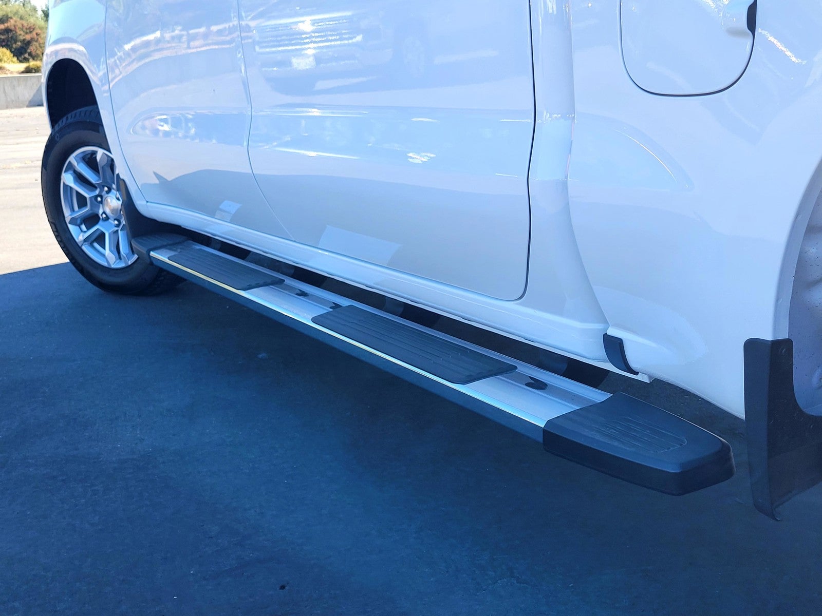 2025 Chevrolet Silverado 1500 Crew Cab Short Box 4-Wheel Drive LT 1LT