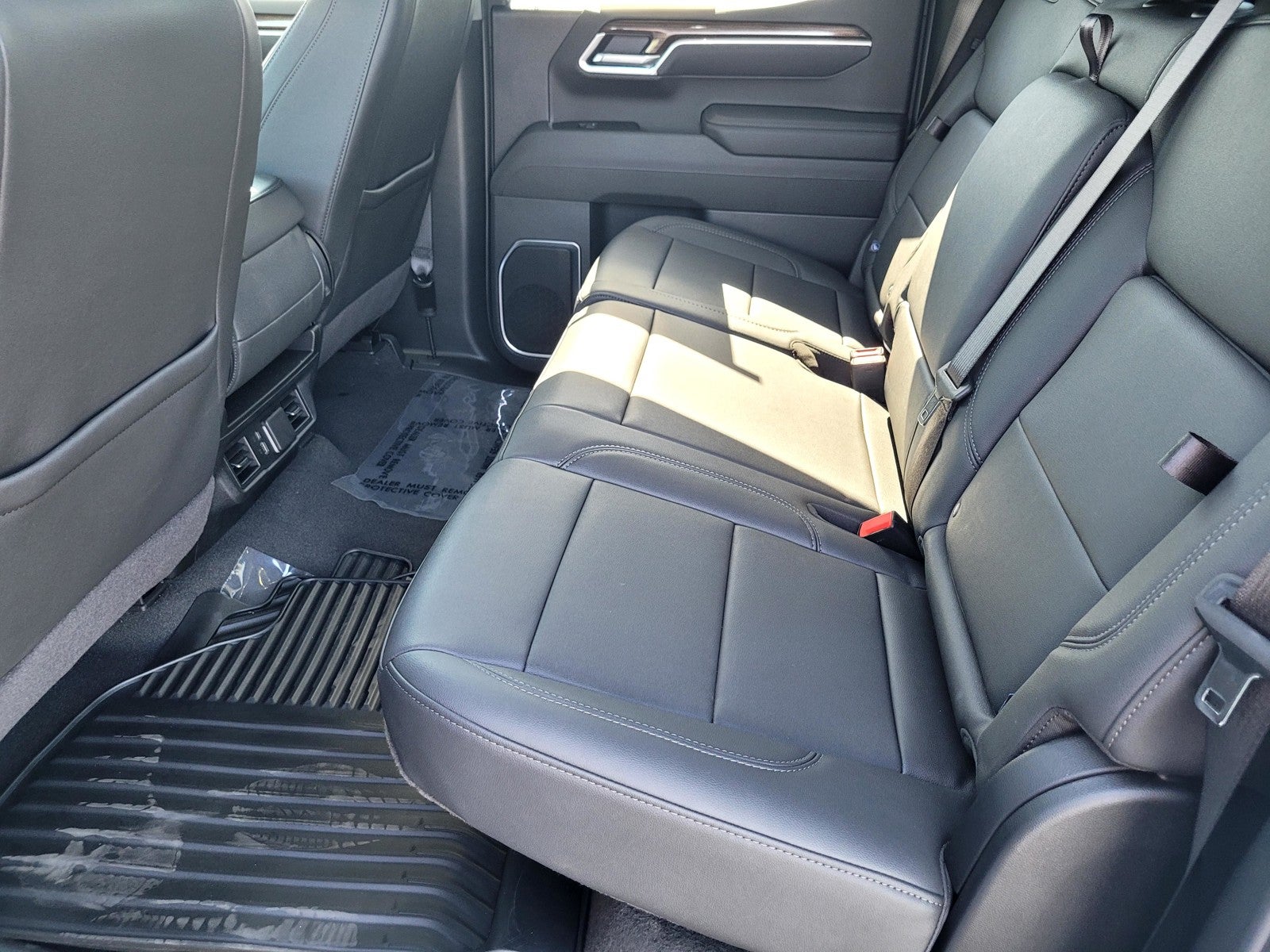 2025 Chevrolet Silverado 1500 Crew Cab Short Box 4-Wheel Drive LT 1LT