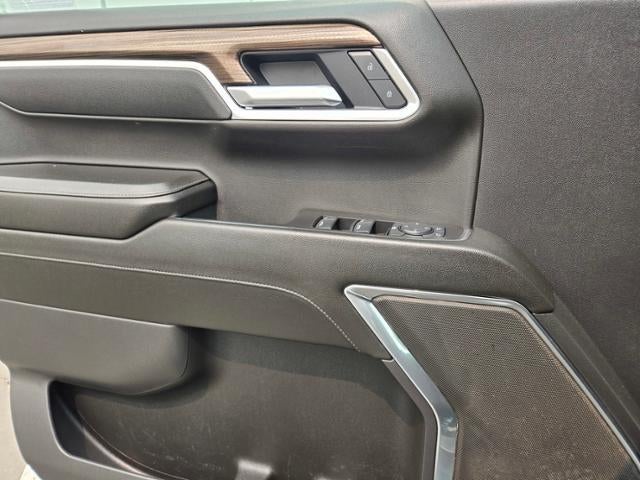 2025 Chevrolet Silverado 1500 Crew Cab Short Box 4-Wheel Drive LT 1LT
