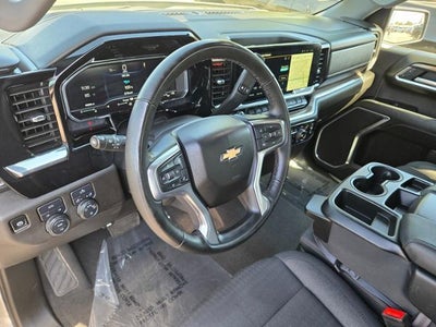 2025 Chevrolet Silverado 1500 Crew Cab Short Box 4-Wheel Drive LT 1LT