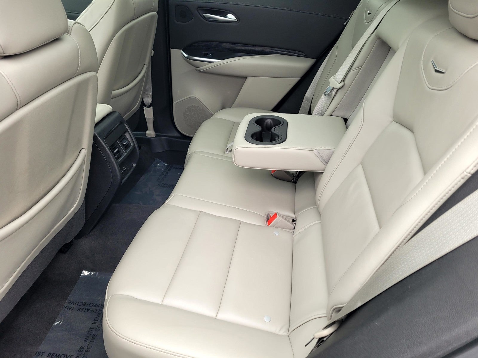 2023 Cadillac XT4 AWD 4dr Premium Luxury