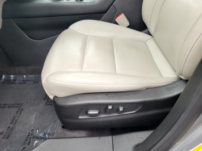 2023 Cadillac XT4 AWD 4dr Premium Luxury