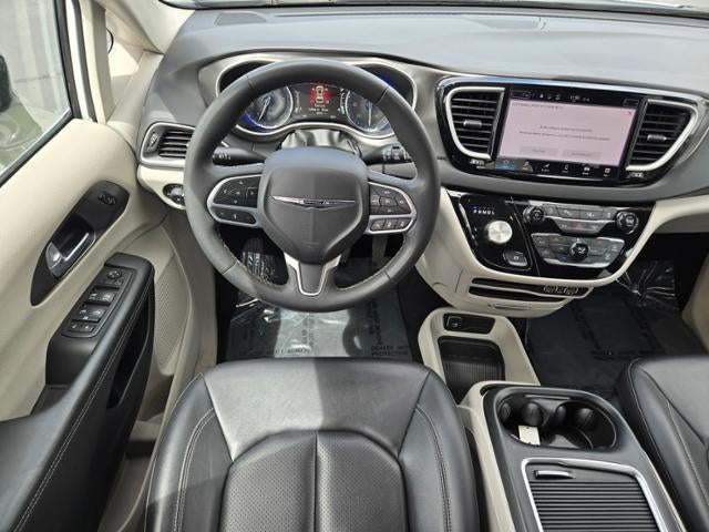 2024 Chrysler Pacifica Touring L FWD