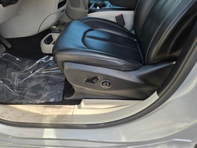 2023 Chrysler Pacifica Touring L FWD