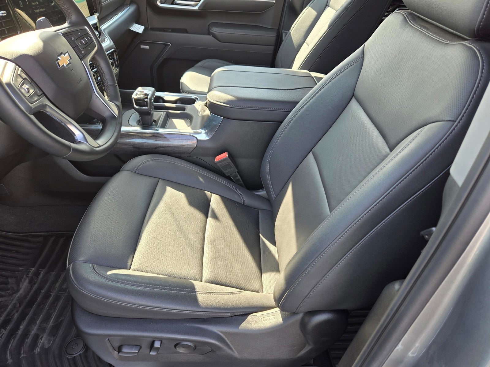 2025 Chevrolet Silverado 1500 Crew Cab Short Box 4-Wheel Drive LTZ