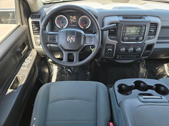 2017 RAM 2500 Tradesman 4x4 Crew Cab 6'4" Box