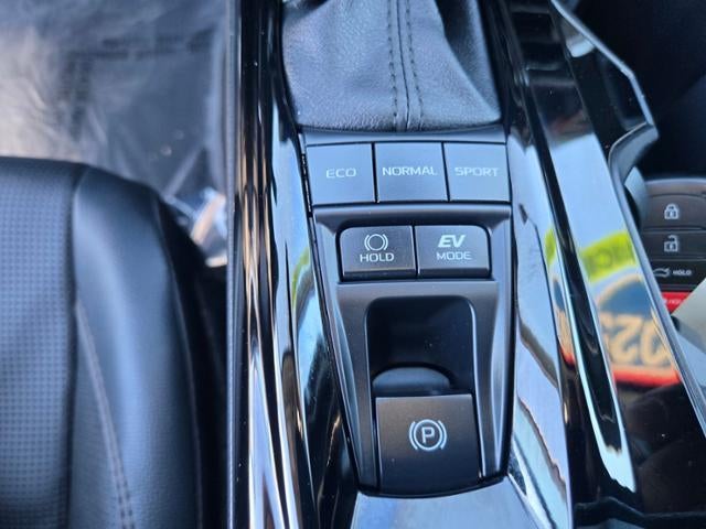 2025 Toyota Camry XLE (SE)