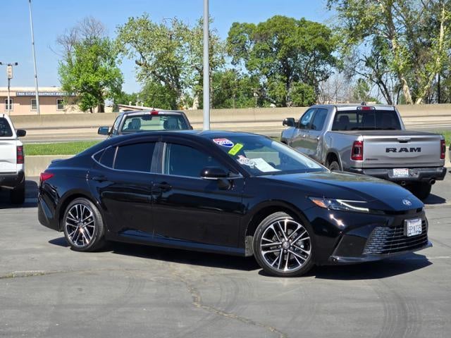 2025 Toyota Camry XLE (SE)