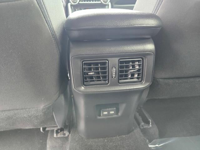 2022 Toyota RAV4 Hybrid SE AWD (Natl)