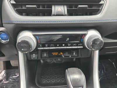 2022 Toyota RAV4 Hybrid SE AWD (Natl)