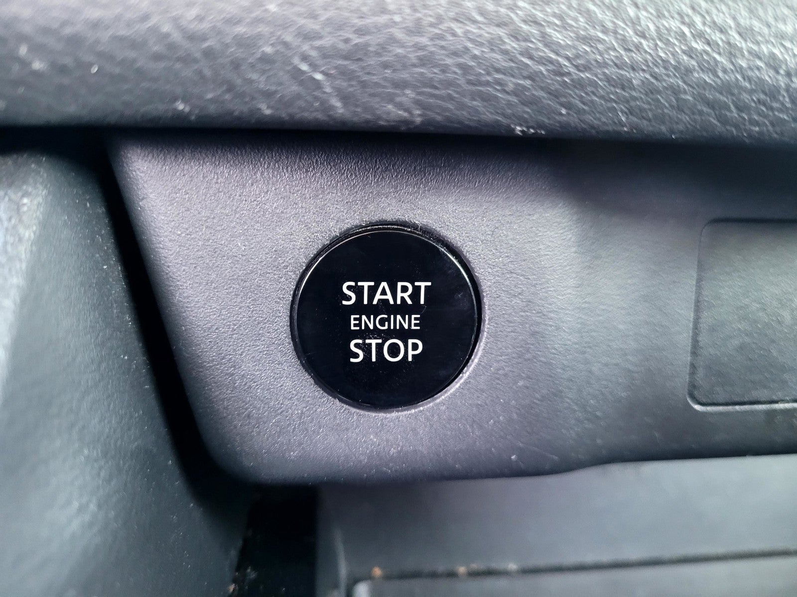 2024 Nissan Rogue FWD S