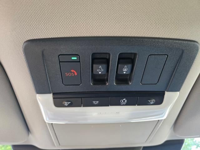 2022 Nissan Pathfinder SV 2WD