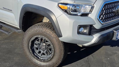 2019 Toyota Tacoma 4WD 4WD TRD Off Road Double Cab 5' Bed V6 MT (Natl)