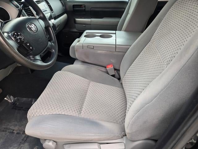 2013 Toyota Tundra 2WD Truck 2WD CrewMax Short Bed 5.7L (Natl)