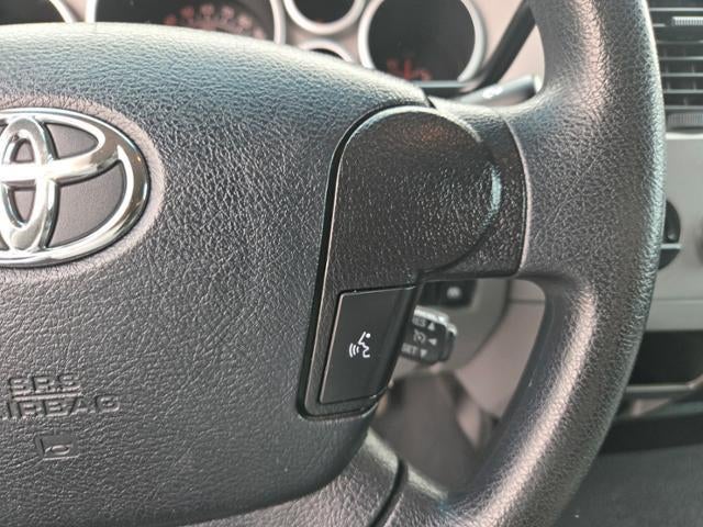 2013 Toyota Tundra 2WD Truck 2WD CrewMax Short Bed 5.7L (Natl)