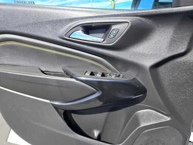 2025 Chevrolet Trax FWD 4dr LT